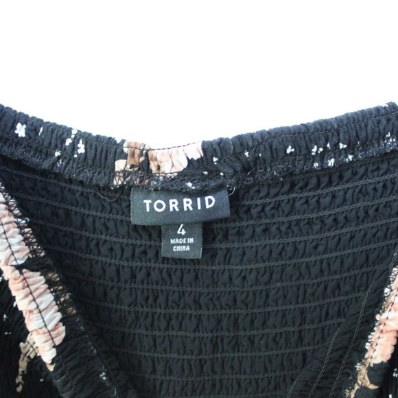 Torrid Floral Challis Cold Shoulder Blouse Black Top Smocked Size 4 4X H13469 - Picture 4 of 11